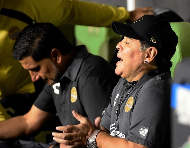 Diego Maradona, en la derrota de Dorados ante Zacatepec. (EFE)