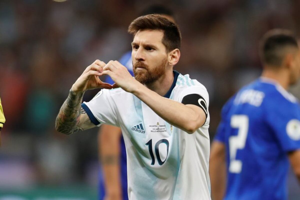 Copa América: con un gol de Messi de penal, Argentina empató 1-1 con Paraguay y sigue con vida