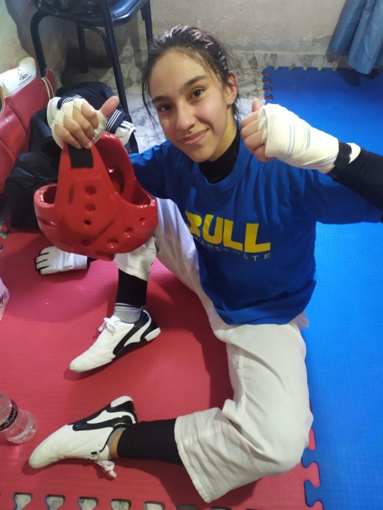 Valentina Pecchio Taekwondo Arroyito