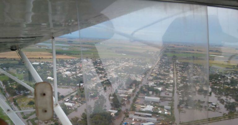 Inundaciones en Villa Laspiur.