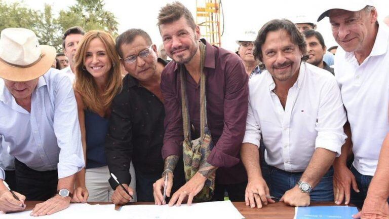 Tinelli en Salta junto al gobernador, Gustavo Sáenz. (Foto Gobierno de la provincia)