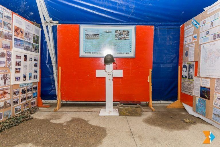 Stand de la Carpa de la Dignidad en Río Grande