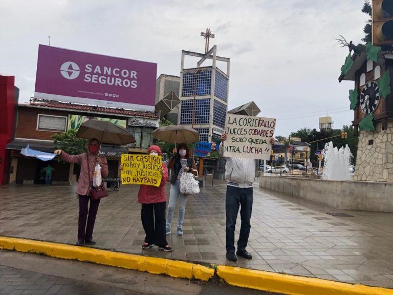 Banderazo en Carlos Paz