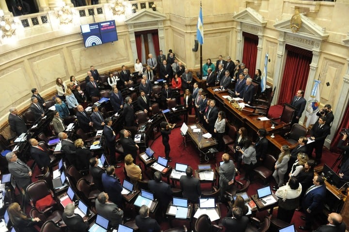 Senadores