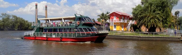 Viaje en Catamarán para recorrer el Delta