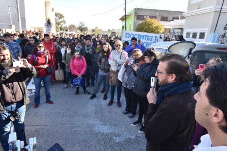 Docentes movilizados (Foto: Diario Jornada).