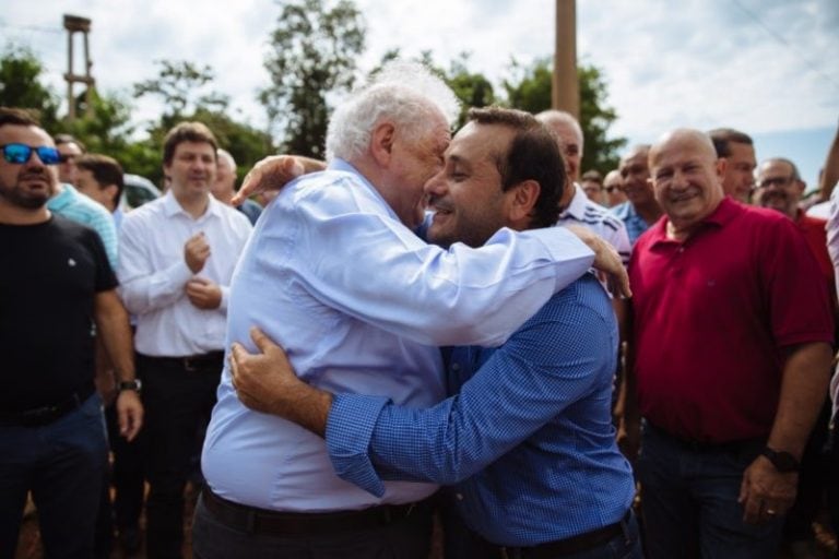 El gobernador Herrera Ahuad recibió en Iguazú al ministro Ginés González García. (Misiones Online)