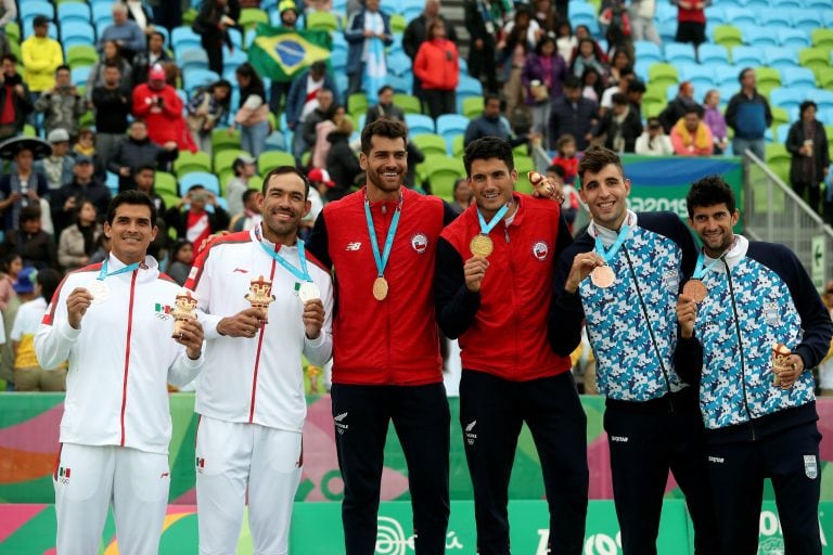 El joven que pintaba para crack en Newell's y ganó el bronce en beach vóley. EFE/ Juan Ponce Valenzuela