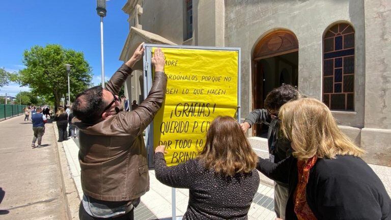 El último adiós al Padre Jorge. Fotos: La Voz