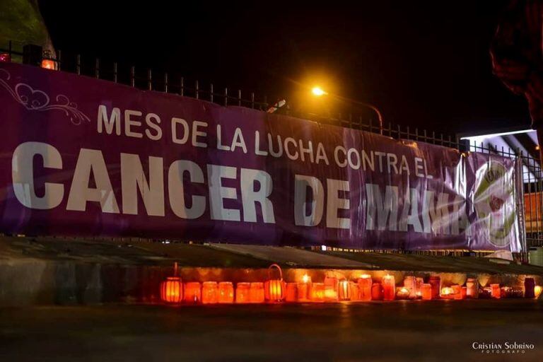 mes de la lucha contra el cáncer de mama