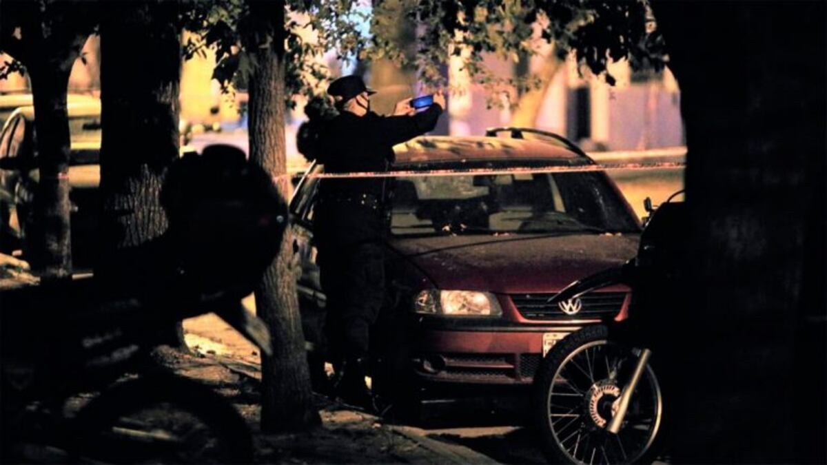 Muere acribillado a balazos un joven, cerca del Parque Independencia
