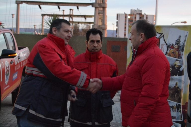 El cuartel de bomberos presentó una nueva unidad