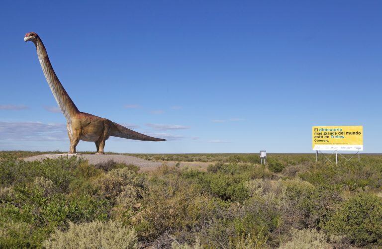 Réplica de dinosaurio.