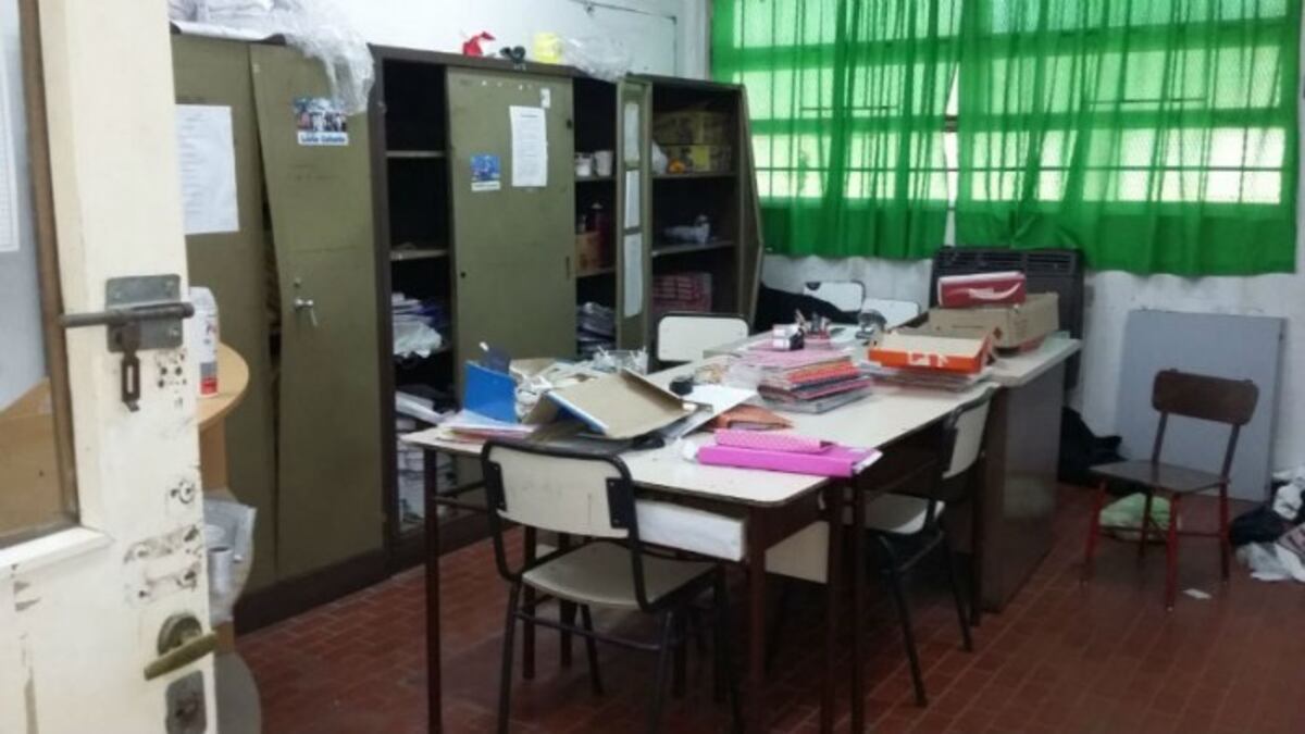 Sin perdón: entraron a robar a una escuela y saquearon el comedor y el kiosco
