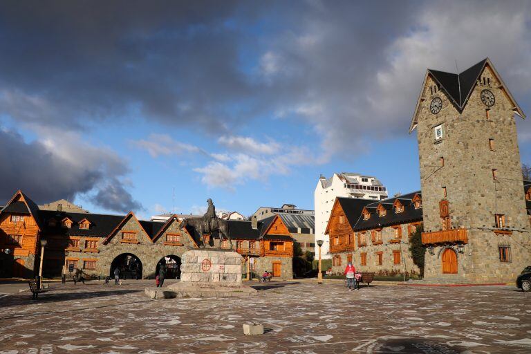 Centro Cívico de Bariloche (web).