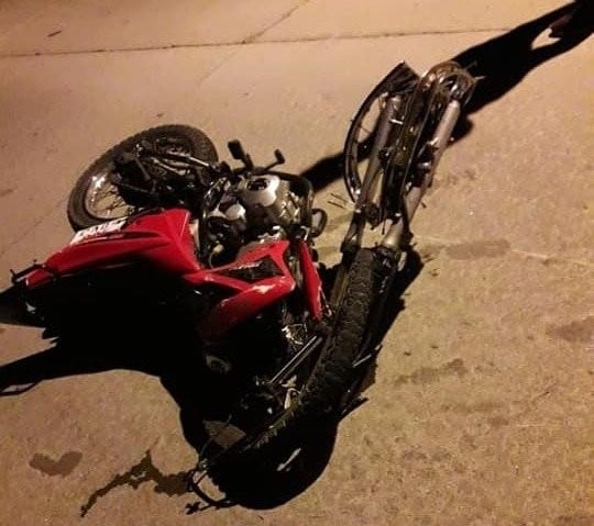 En la moto iban dos chicos de 18 años. Foto: Policía de San Luis.