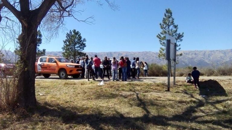 Movilización de vecinos autoconvocados en ruta N°1