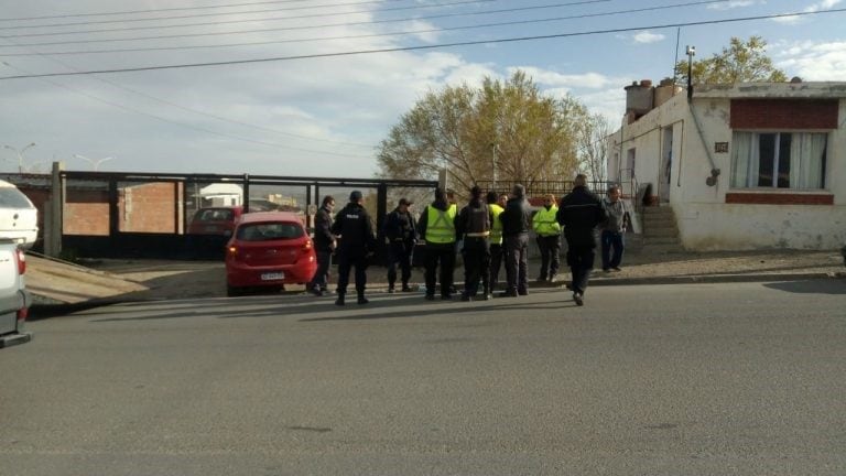 Nueve inspectores fueron revisados por la policía.