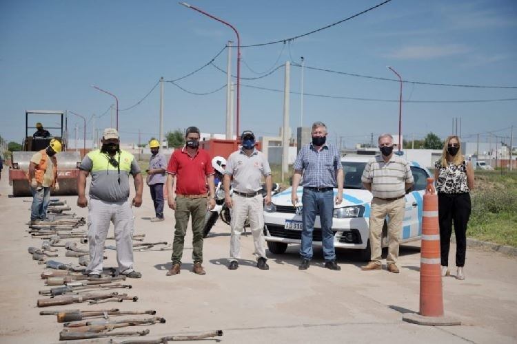 Destrucción de caños de escape en Arroyito