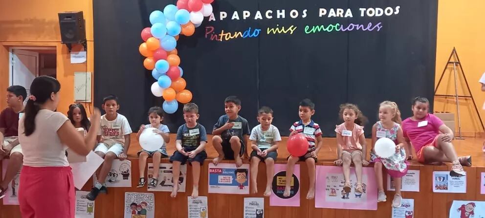 Jornada de concientización sobre el bullying en Colonia Wanda.