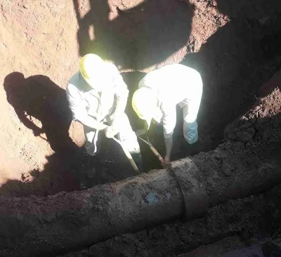 Ejecutan obras en el acueducto del arroyo Ramón.