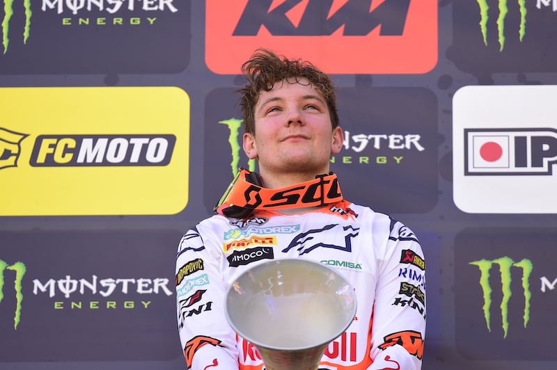 Rene Hofer, campeón de motocross local, fue uno de los hombres que falleció.