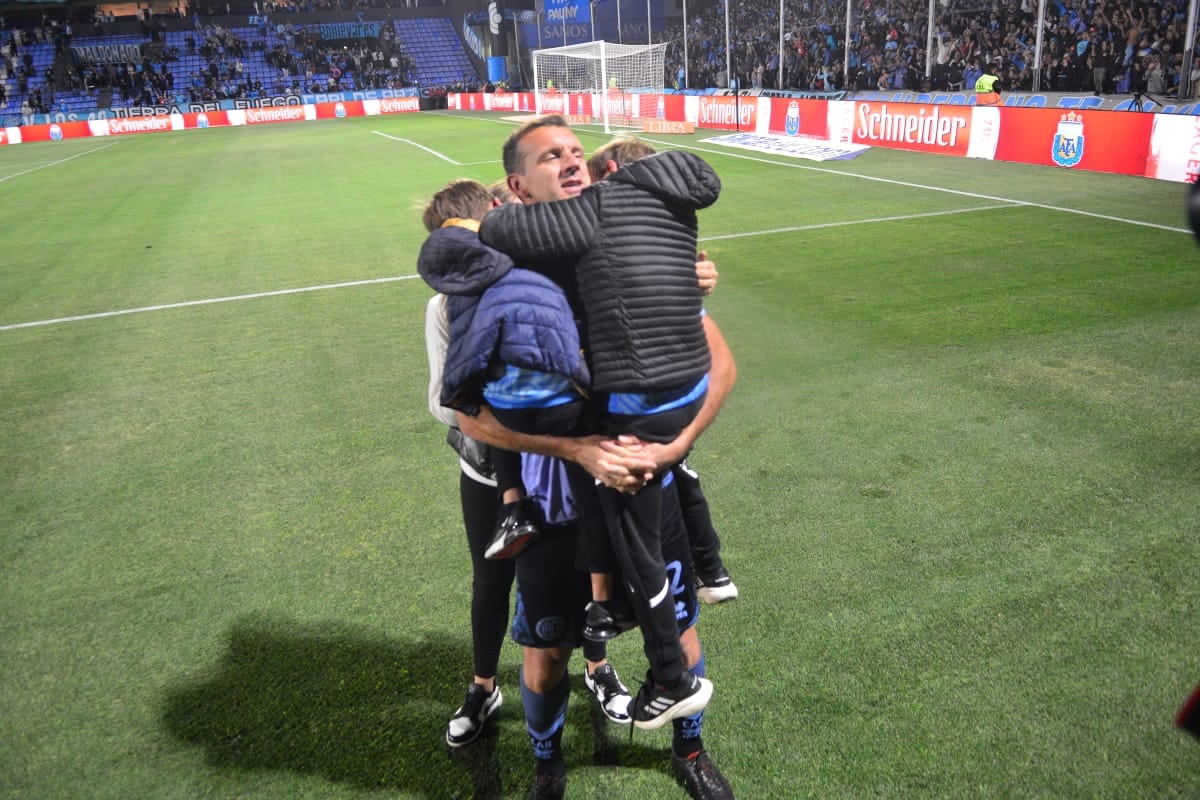 Diego Novaretti jugó su último partido como profesional en la cancha de Belgrano. El defensor se retira del profesionalismo. (Javier Ferreyra / La Voz)