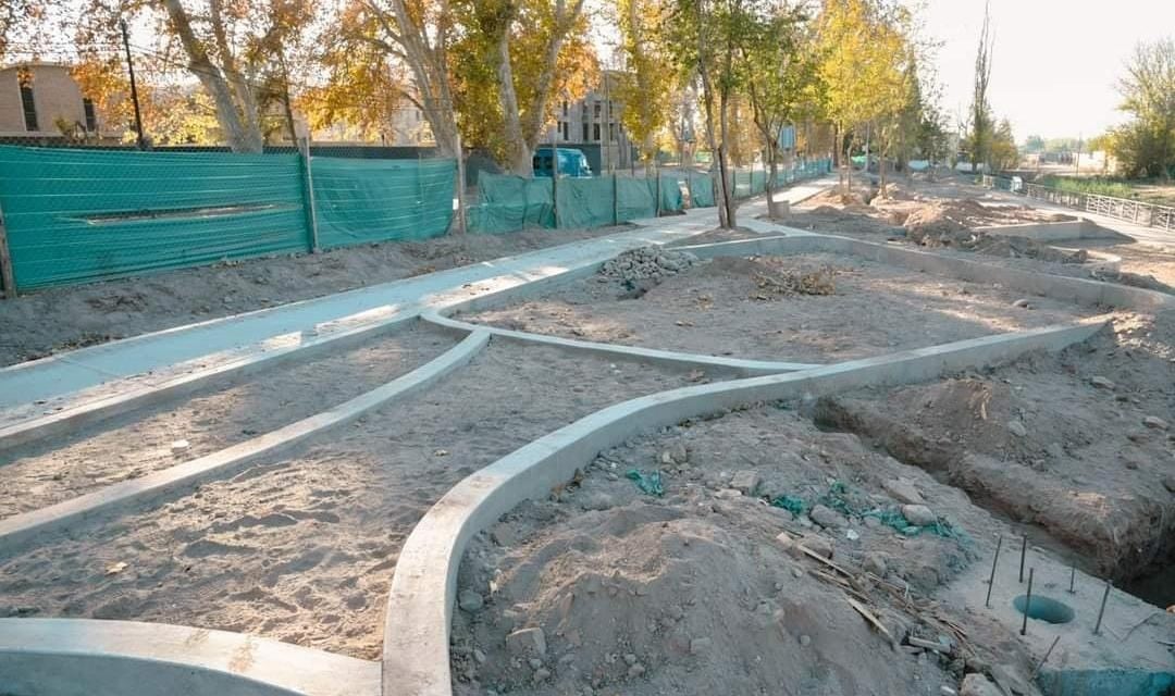 Avances de la obra de Guaymallén en honor a la artista Gladys Ravalle.