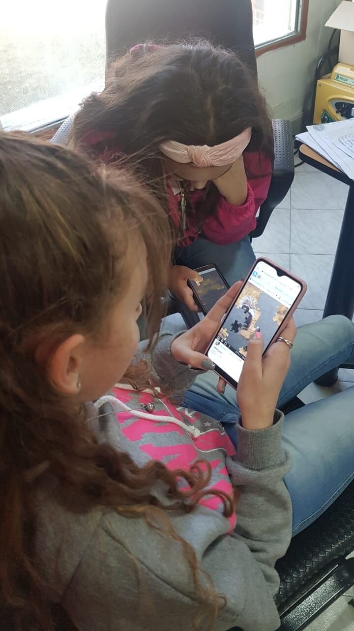 Una plataforma virtual que, mediante el juego y actividades lúdicas, propone a las familias y los niños aprender sobre la fauna autóctona.