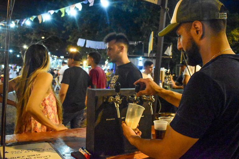 Los productores locales ofrecieron cerveza a precios promocionales