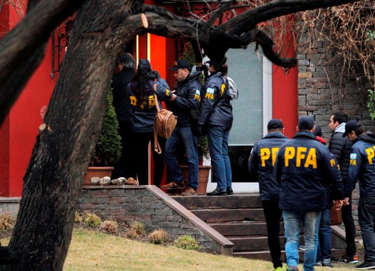 allanamientos propiedades
(Photo by Walter Diaz / AFP) santa cruz el calafate