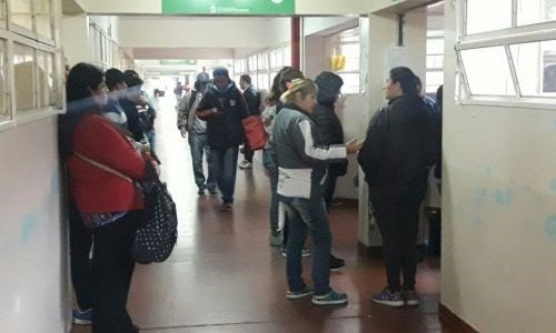 En el hospital Vera Barros extremaron las medidas ante la alta demanda de pacientes