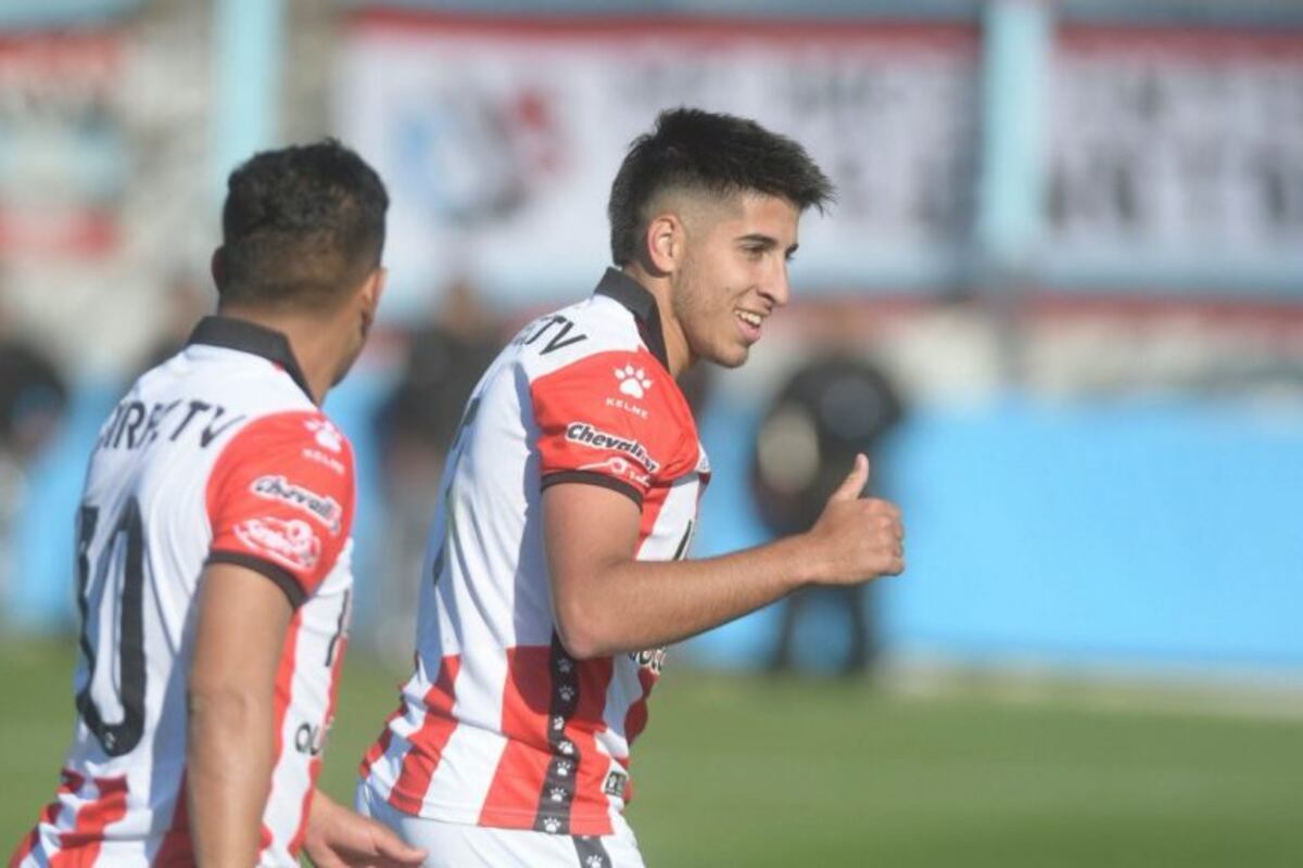 Mateo Bajamich con un pie afuera de Instituto: las tres ofertas por su pase