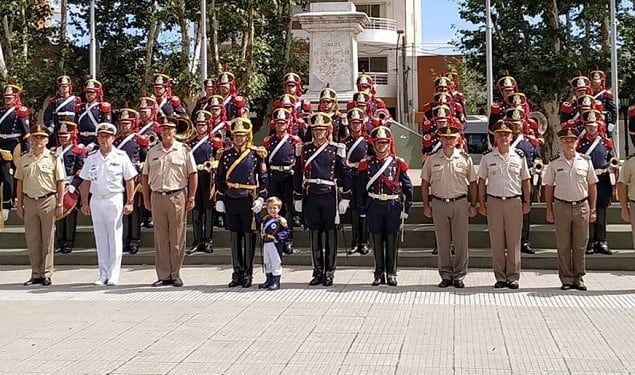 Tomás, el fanático de San Martín que desfiló en el acto de la Batalla de San Lorenzo