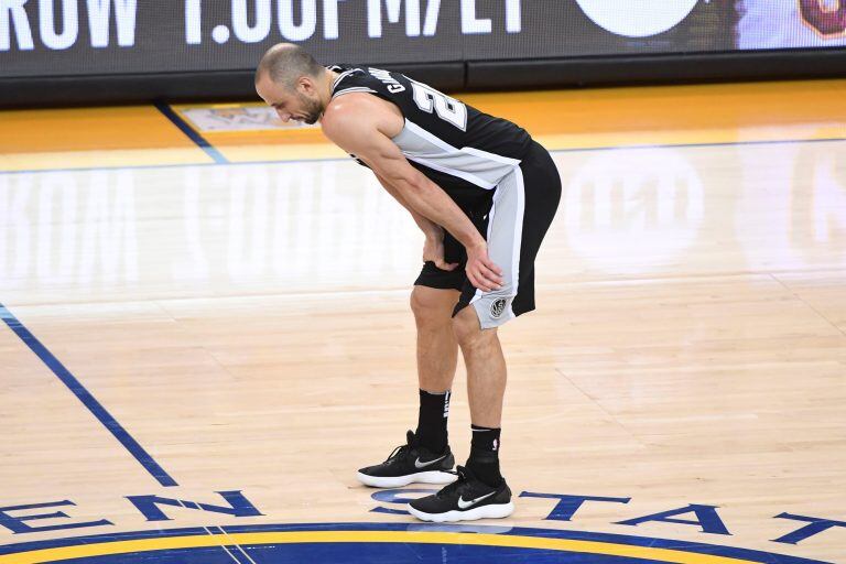 Manu Ginóbili, resignado ante un sólido Golden State Warriors. Foto: Kyle Terada-USA TODAY Sports