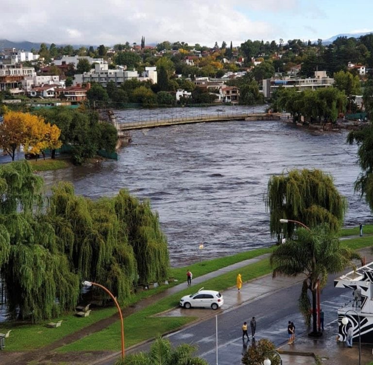 Creciente en el río San Antonio