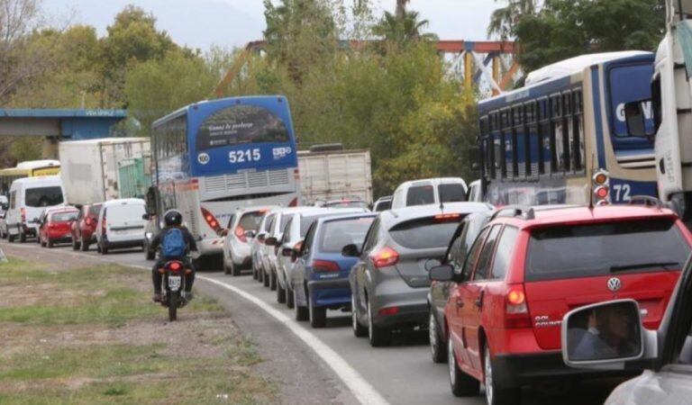 Accidente en el Acceso Este, Mendoza.