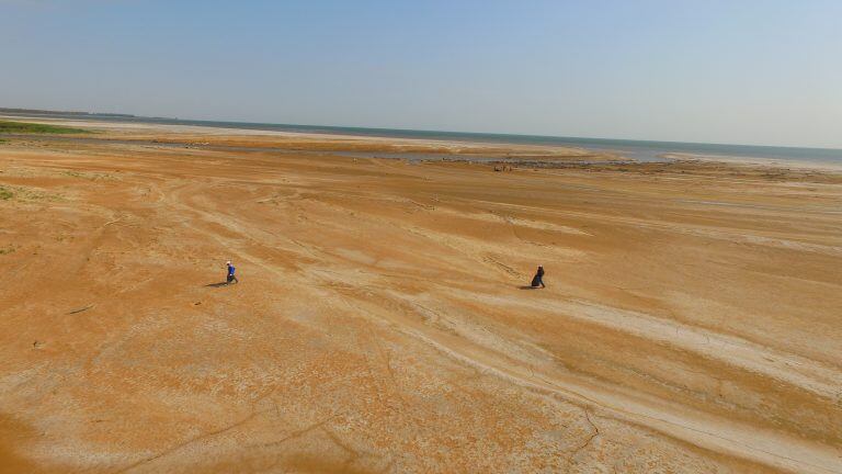 Limpieza de playas en desembocadura del río Xanaes (Vía Ansenuza)