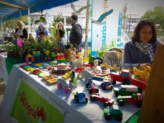 Emprendedores sociales se instalarán en el corazón de la costa rosarina con su feria.