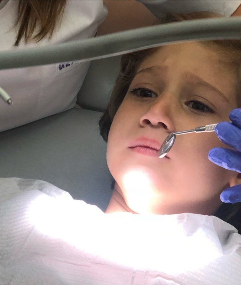 La cara de Momo en el dentista (@Jmena).