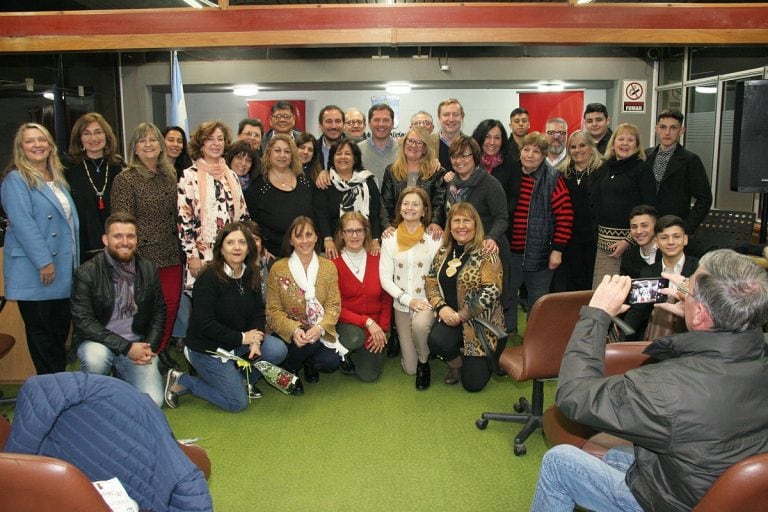 Homenaje a las maestras en Arroyito