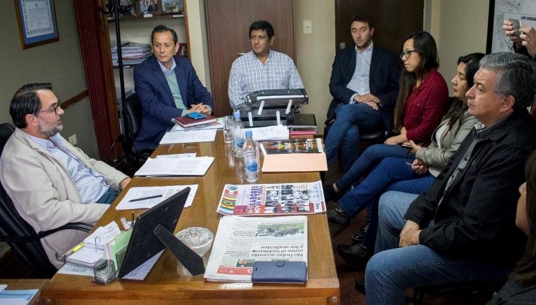 El concejal Aguiar, junto a ediles de los diferentes bloques, recibió este miércoles a los organizadores de la FIATUR 2018.