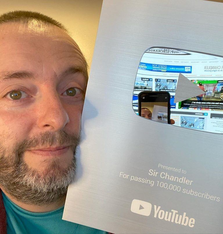 El youtuber ya tiene más de 100mil suscriptores en la plataforma. (Instagram/@sirchandler)