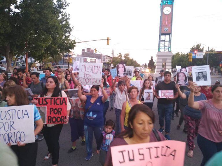 Marcha pidiendo justicia por Rodrigo Belmar Sánchez en Malargüe.