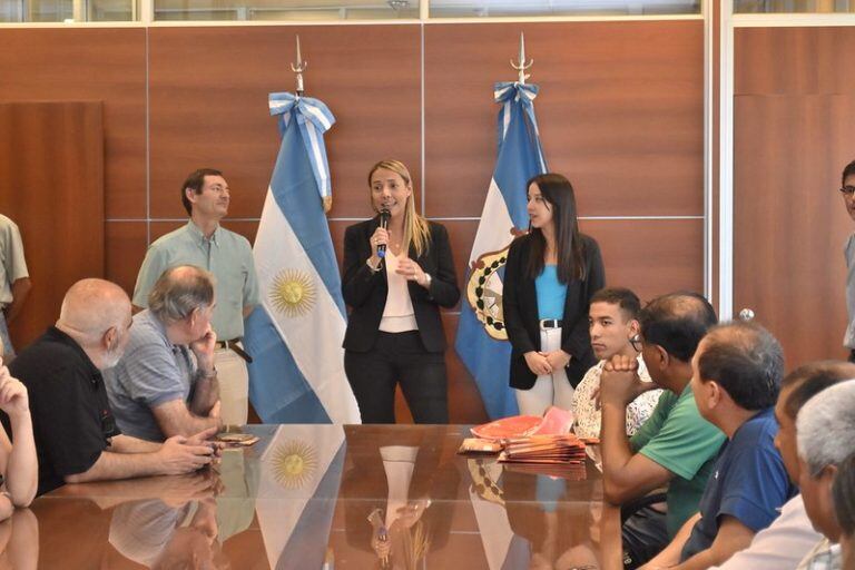 Entrega de equipamiento a Veteranos que viajan a Malvinas en San Juan