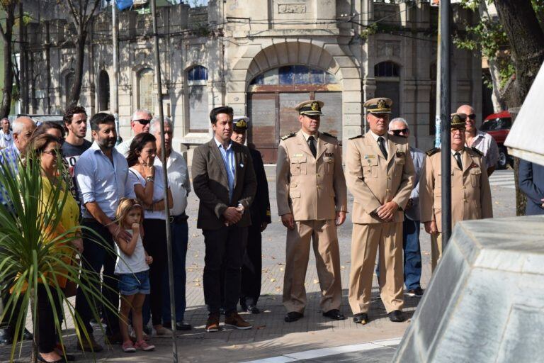 Rojas en el acto en homenaje a los caídos en la Guerra de Malvinas - 2