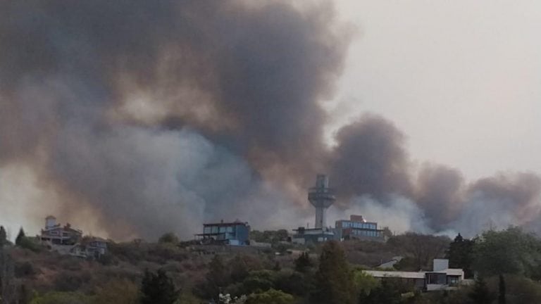 Incendio Lago Azul, este miércoles por la tarde.