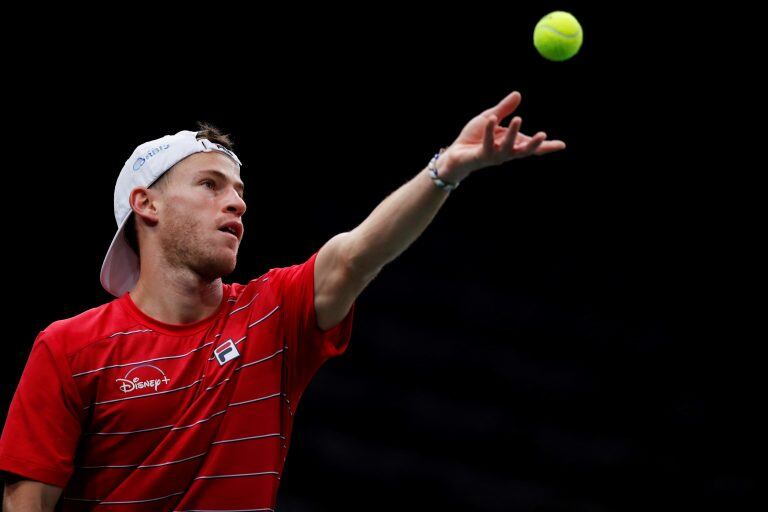 Diego Schwartzman quiere dar el batacazo ante Novak Djokovic, el máximo favorito para llevarse el ATP Finals de Londres 2020. Foto: REUTERS/Gonzalo Fuentes.