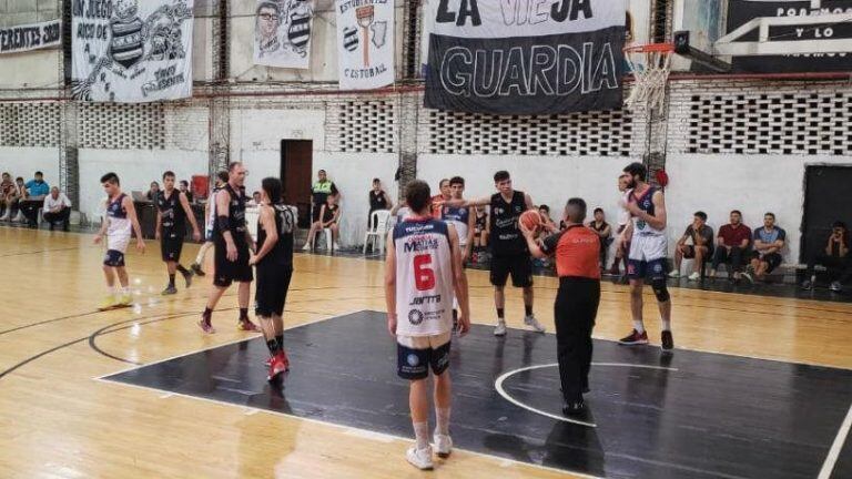 Tucumán Básquet vs Estudiantes.