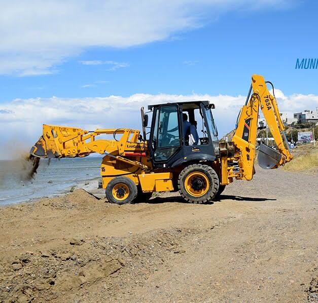 acondicionan playa las roquitas